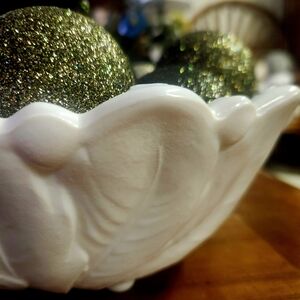 Vintage Indiana Glass Wild Rose Round Footed Bowl White Milk Glass with Ornement